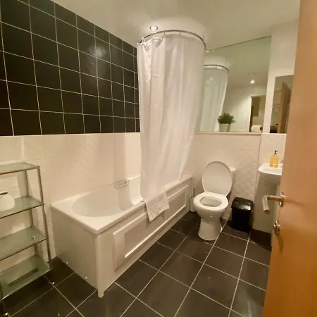 The Heights - River And City View *