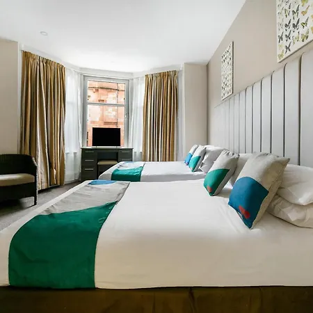 Oyo The Ivory Glasgow