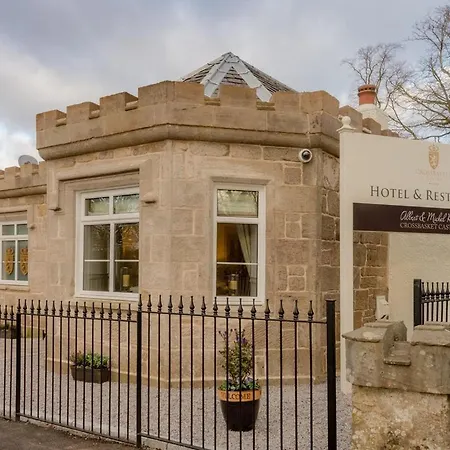 Crossbasket Castle & Restaurant 5* High Blantyre