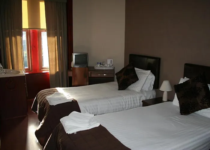 The Fullarton Park Hotel 2*