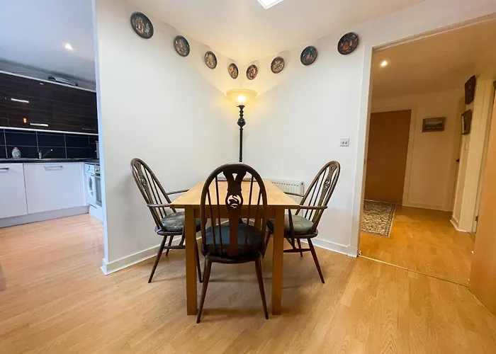 Kelvingrove 2 Bedroom - Private Parking Apartamento *