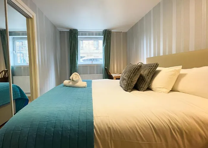 Kelvingrove 2 Bedroom - Private Parking Glasgow