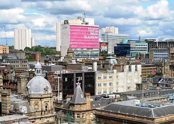 Centre G1 Penthouse With Riverviews - Duplex - 4 Bedrooms, 3 Bathrooms, Kitchen, 1 Living Room, 1 Dining Room, 2 Terraces, Parking, Floor, 2050 Sq Ft, Merchant Apartament Glasgow