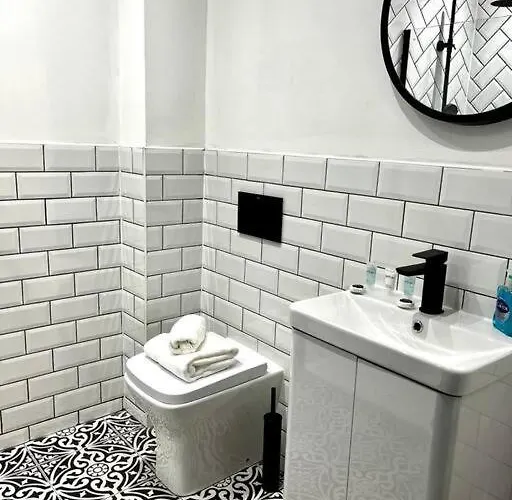 Stunning 1 Bed In West End Glasgow