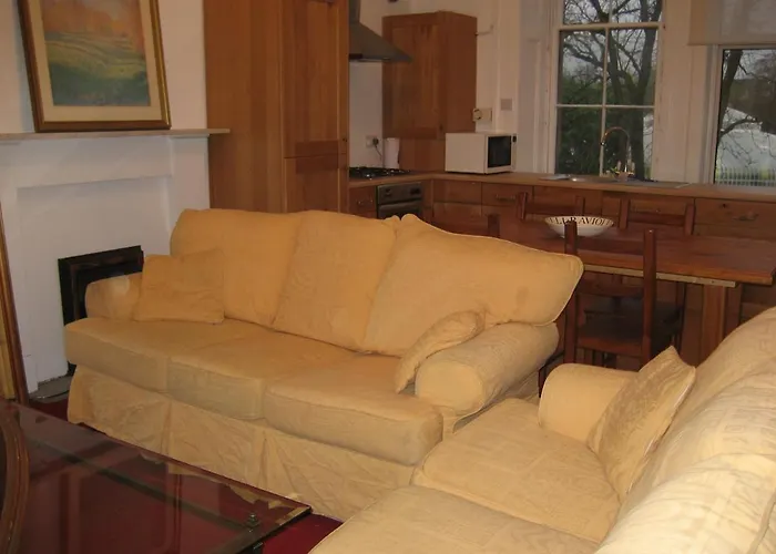 The Georgian House Гостевой дом 2*