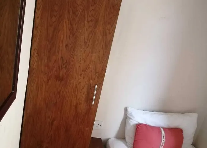 House בית הארחה גלאזגו