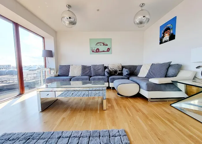 Two Bed Penthouse In The Heart Of *