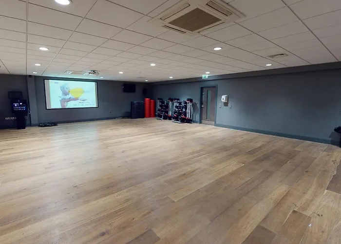 Village Hotel Glasgow