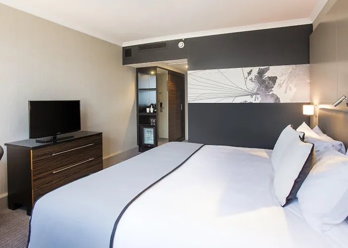 Hotell Crowne Plaza By Ihg 4*