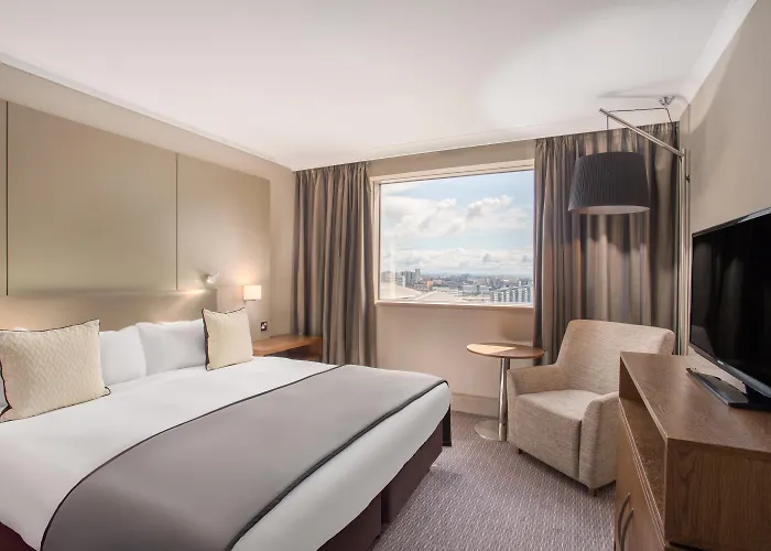 Crowne Plaza By Ihg Hotel