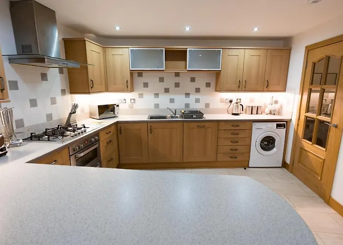 بيت للعطل Beautiful Unique 3bed Mews House - Pass The Keys غلاسغو