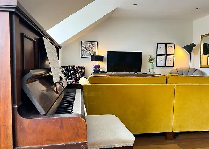 3-bed Bonny Flat - West End Centre Appartement