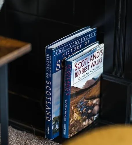 Finnieston 1-bed - Walk To Hydro & Bars - Sleeps 2 *