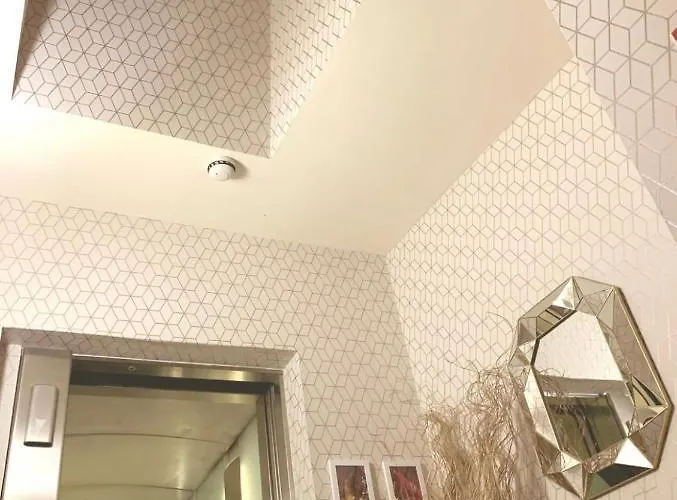 דירה Designer Penthouse With Riverviews - G1 Centre, 3 Bedrooms, 2 Bathrooms, 1 Living / Kitchen. Full Floor, Wrap Around Terrace, Panoramic Views, Off Station / Buchanan Street