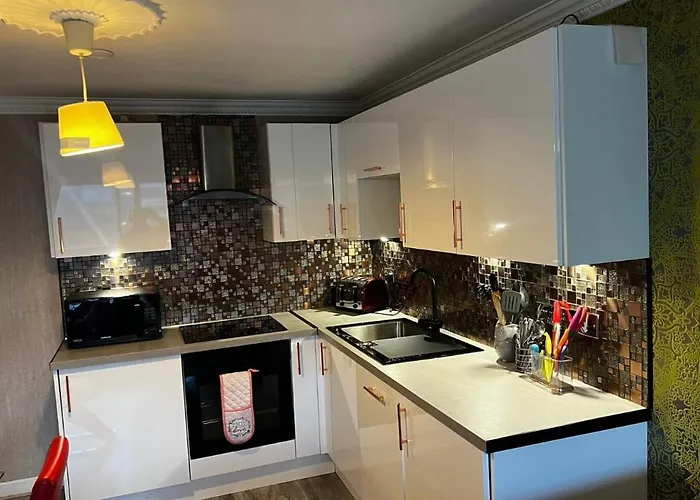 Centre Flat With River Views And Parking Lejlighed Glasgow