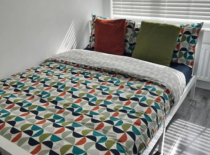 Modern Comfy One Bed - Free Parking Διαμέρισμα *