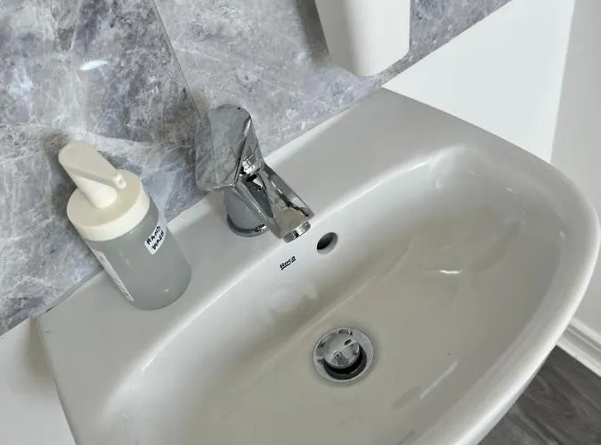 Modern Comfy One Bed - Free Parking