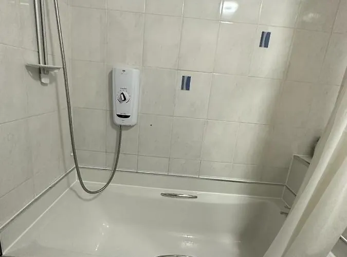 Проживание в семье Private In Center *