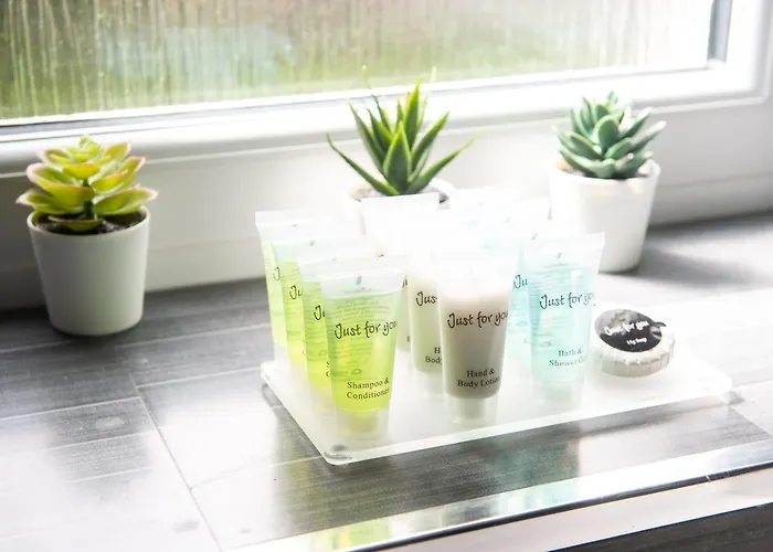 Stunning 5 Bedroom Apt, Close To Centre, Sec, Hydro And Motorway 글라스고