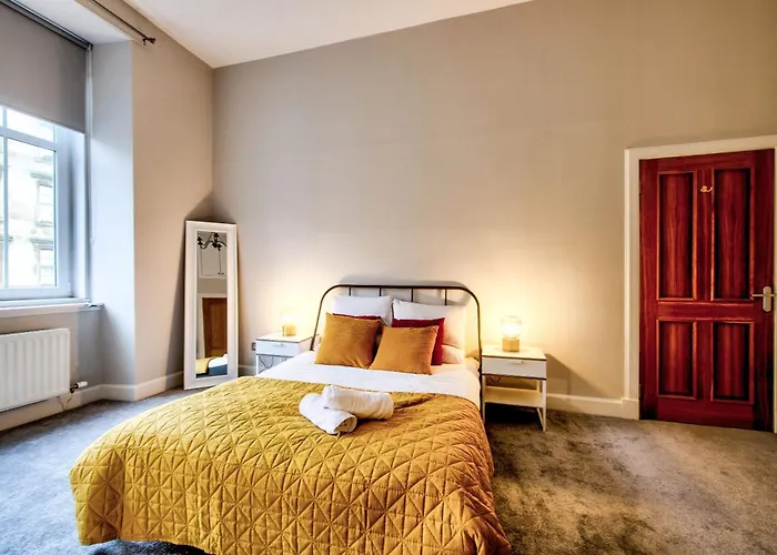 Apartman Stylish & Spacious 3 Bedroom In Finnieston, West End