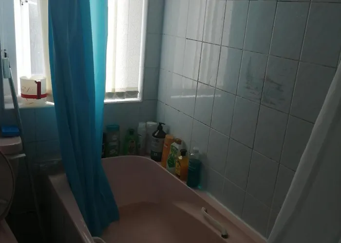 民宿 Comfortable With Work Desks In Cheerful City