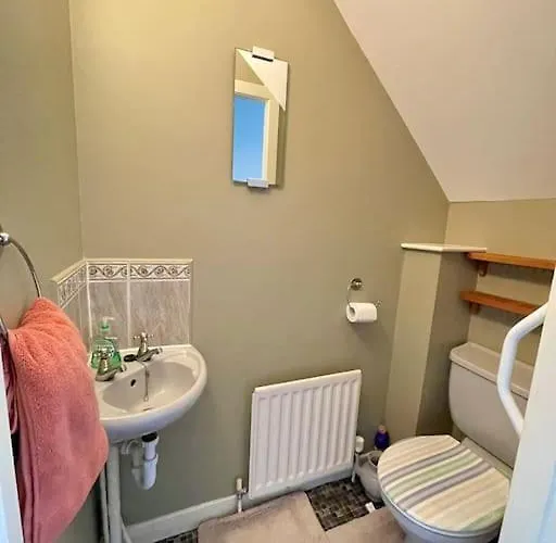 The Naburn - 3 Bed House With Free Parking & Close To Centre * Glasgow