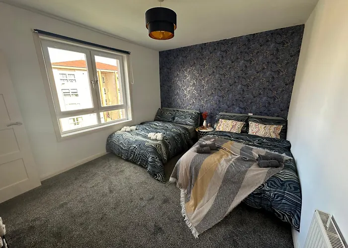 Modern Style , Separate Entrance *