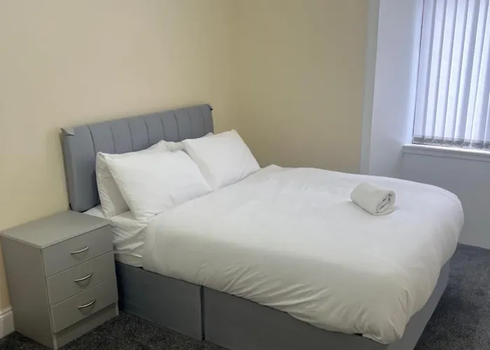 South 2 Bedroom Glasgow