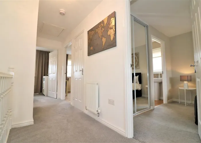 Signature - Morrison House * Glasgow