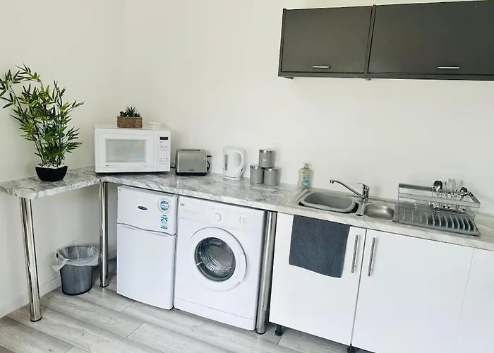 Apartman Entire Private 1 Bedroom - Guest In *