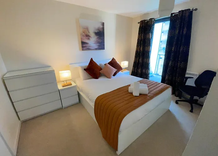 Harbour River West End Lejlighed *