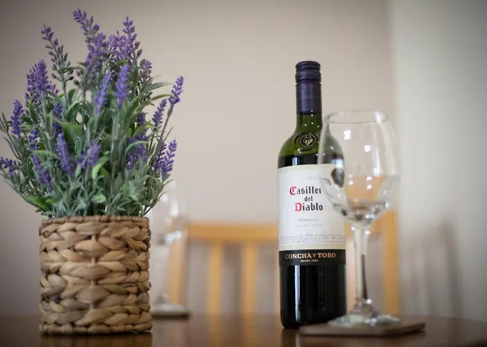 Charming 2 Bed In The Heart Of The West End * Glasgow