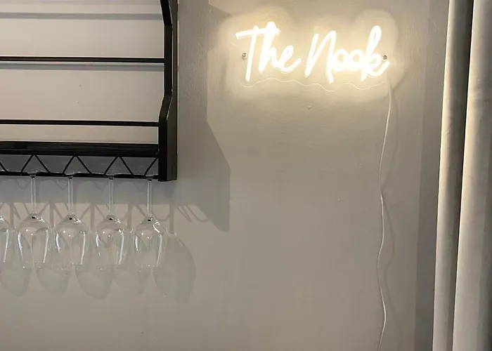 Boutique West End - 'the Nook'