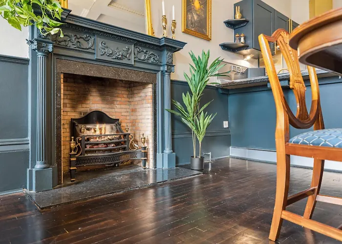 דירה Grand 2 Bed West End גלאזגו