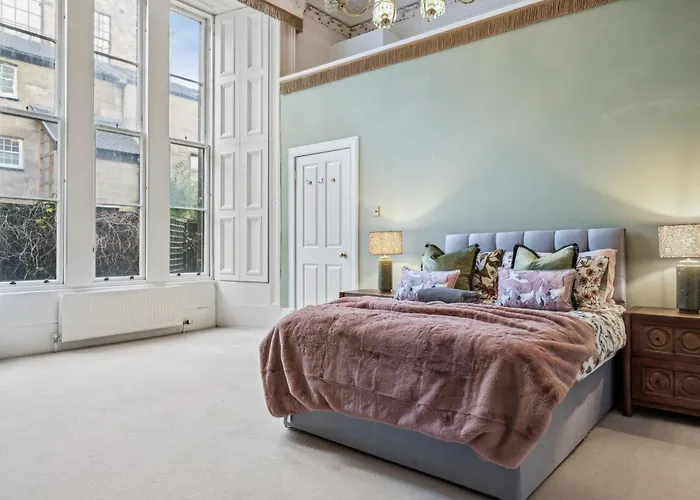 Grand 2 Bed West End * גלאזגו