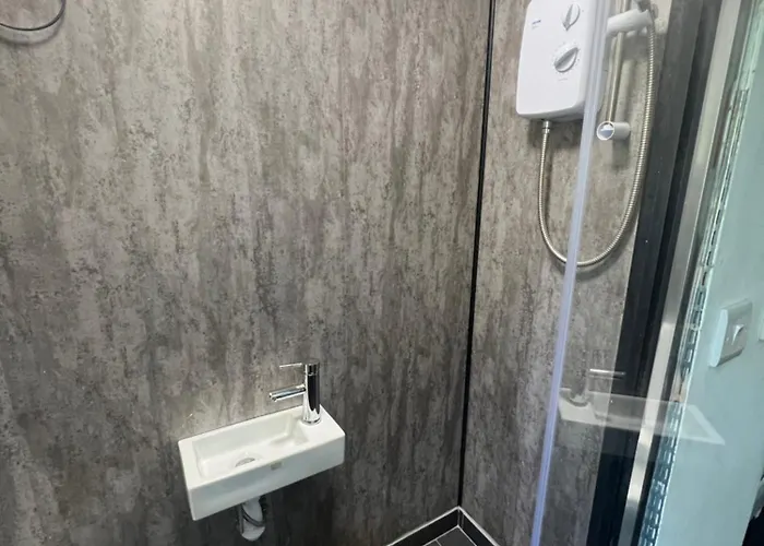 North-west * Glasgow