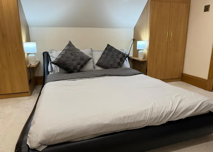 2-bed Sleeps 4 10 Mins To Centre Ferienhaus Glasgow