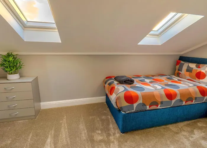 Feriehus Cosy 4 Bedroom In - Free Parking *