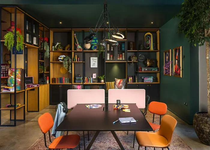 Moxy Merchant 3* Glasgow