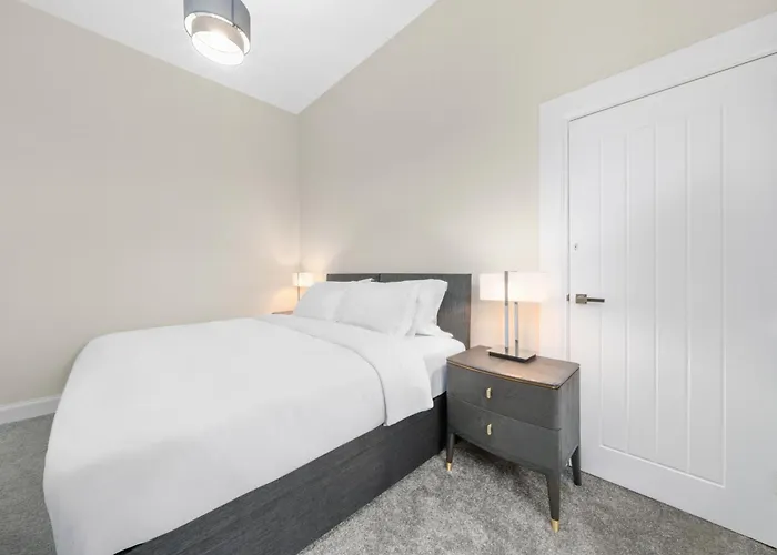 Appartamento Paisley Road Courtyard *