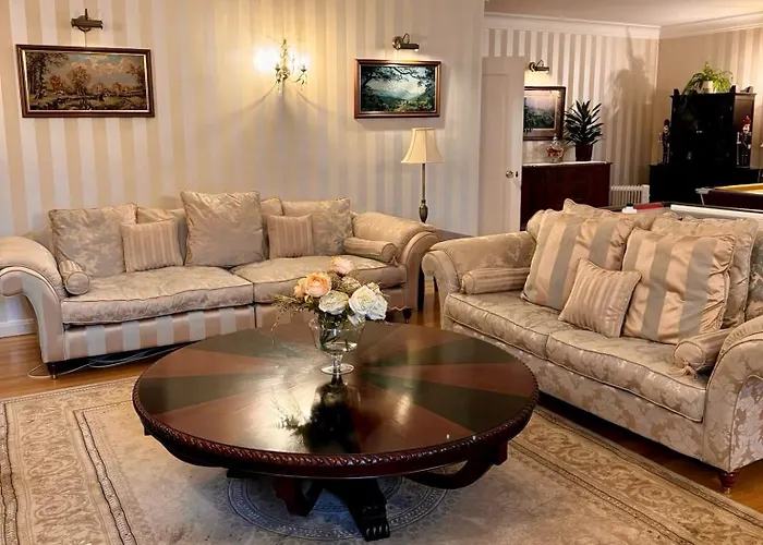 Гостевой дом Finn Village - Loch Lomond - The Jungle With A Private Hot Tub Драймен