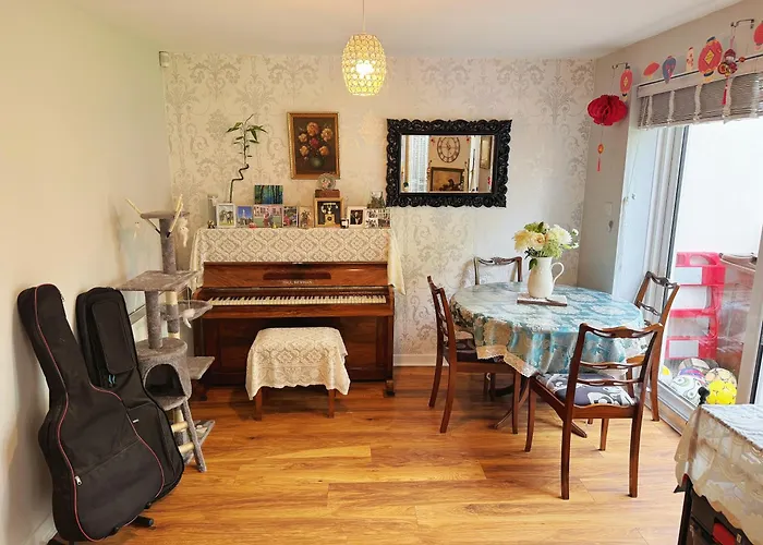 23 Lochburn Gardens - Carz * 格拉斯哥