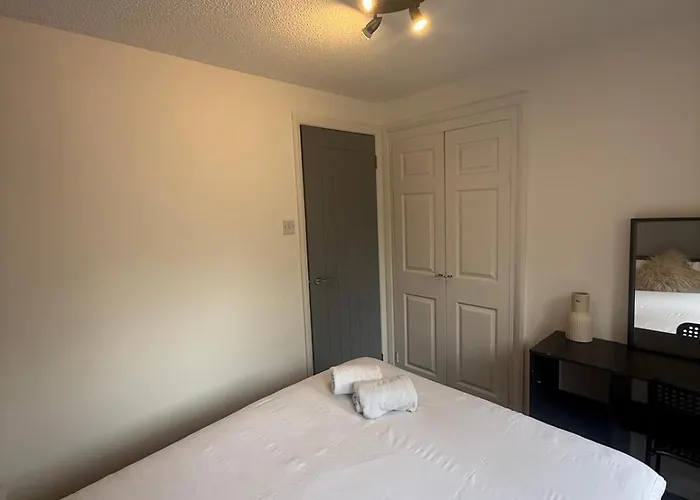 Апартаменты Centre 2 Bed