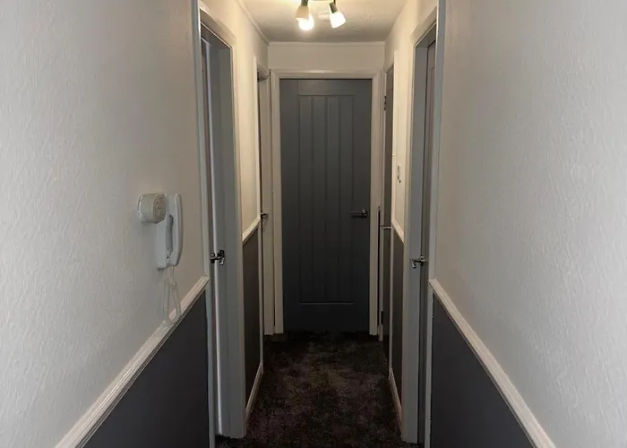 Centre 2 Bed Глазго