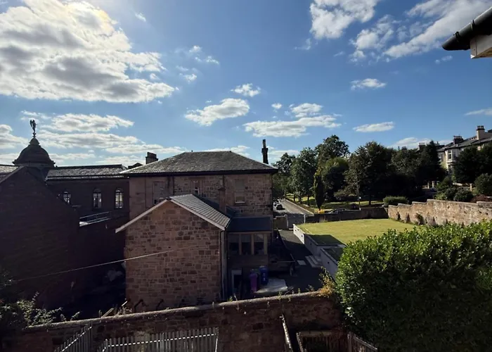 ベッド・アンド・ブレックファスト Luxurious 2 Bedroom, 8 Mins From Centre