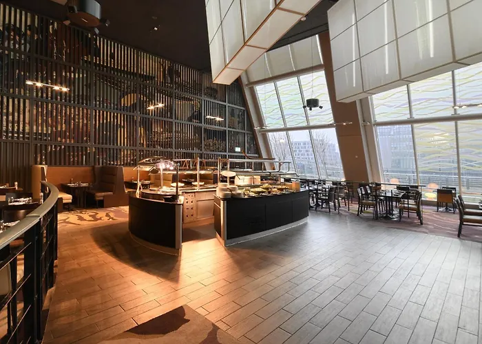 Hotell Crowne Plaza By Ihg 4*