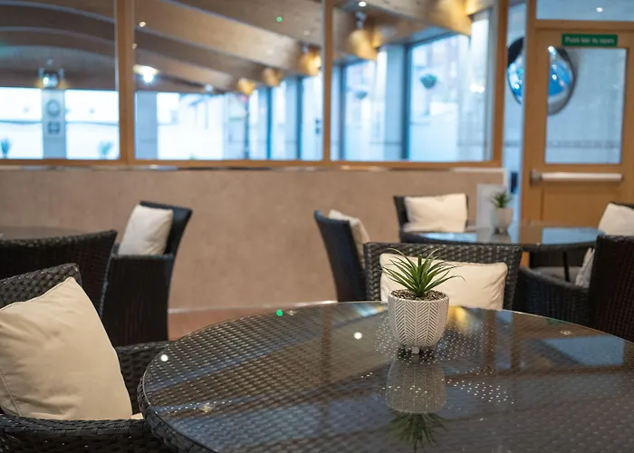 מלון Argyle Hotel, Bw Signature Collection 4*