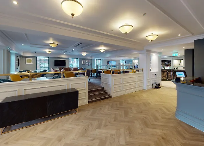 Argyle Hotel, Bw Signature Collection מלון