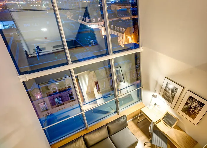 Apex Of 4* Γλασκώβη