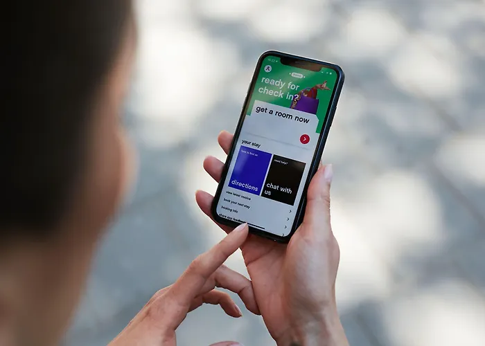 시티즌엠 글래스고 4*